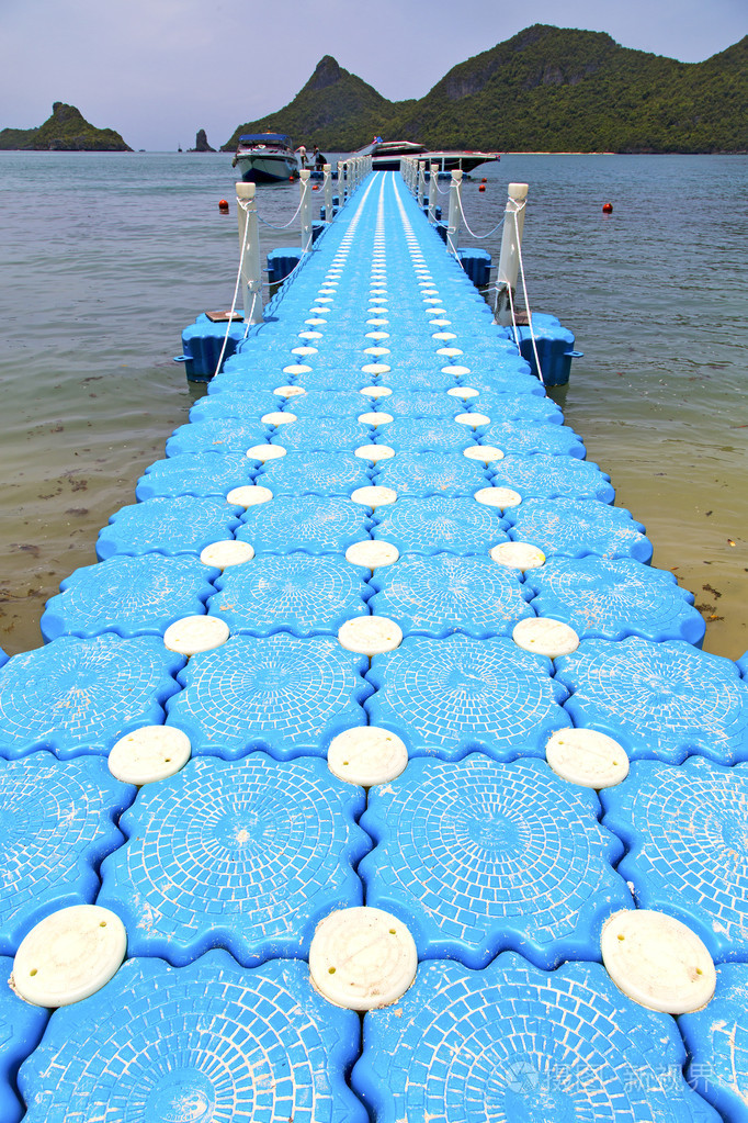 塑料码头海岸线的树南中国海上泰国 k