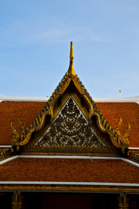 曼谷在泰国寺庙亚洲的天空和颜色