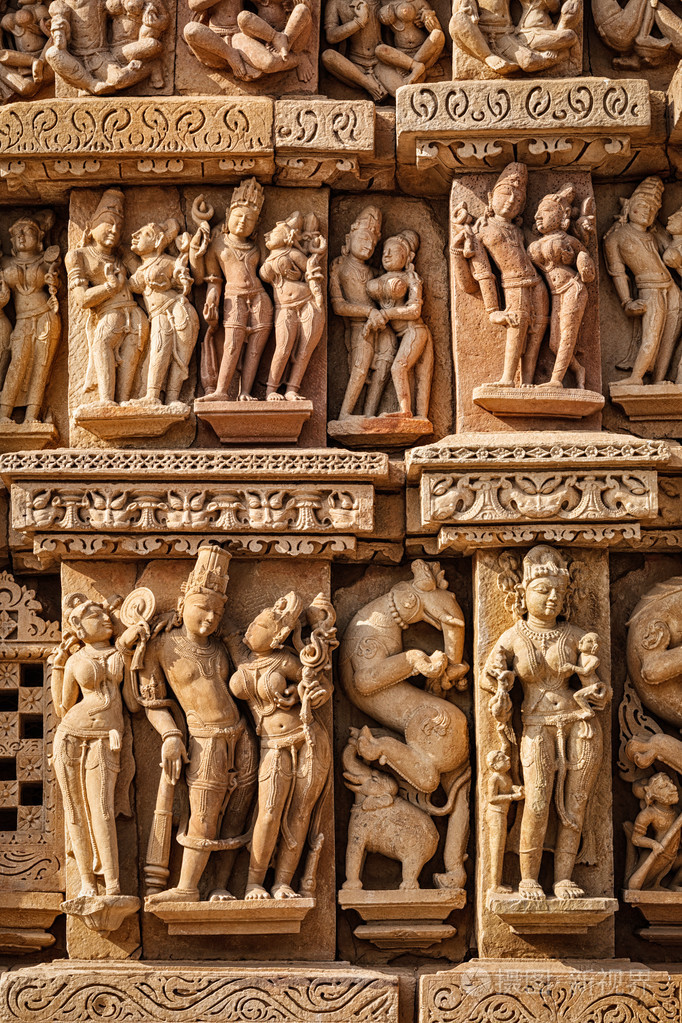 雕塑上 adinath 耆那教寺庙,卡修拉荷