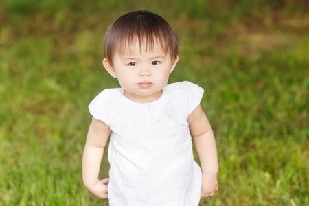 亚洲婴儿玩的肖像