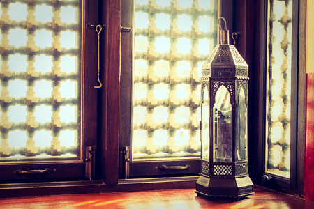 在摩洛哥风格的灯笼