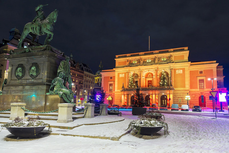 在斯德哥尔摩，瑞典皇家歌剧院