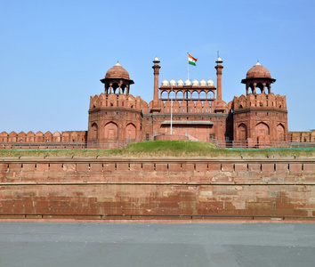 墙壁与塔的红堡，新德里，印度