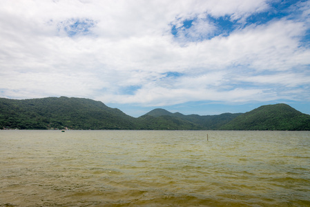 在弗洛里亚诺波利，巴西的康西卡奥泻湖