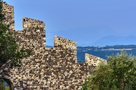 rochemaure 村中世纪石墙