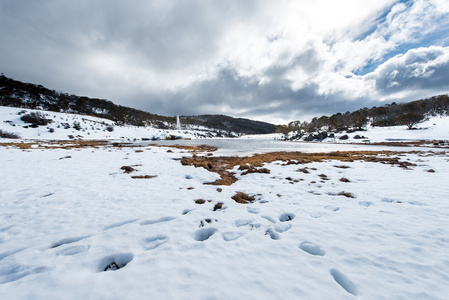 雪深山康复后国家公园图片