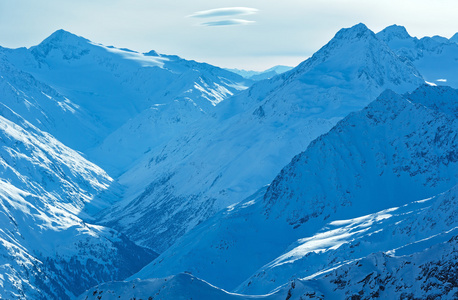 冬季山景奥地利。