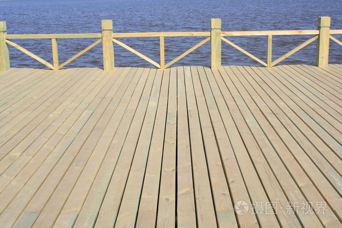 新木甲板