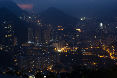 里约热内卢糖面包山夜景