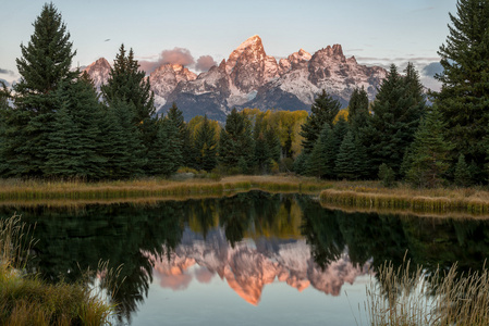 日出时分 schwabachers 登陆