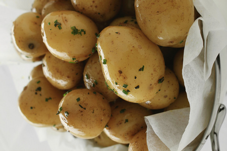 煮熟的新土豆