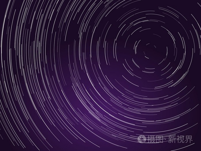 围绕北极星startrails明星在夜晚的天空上北部紫色极光