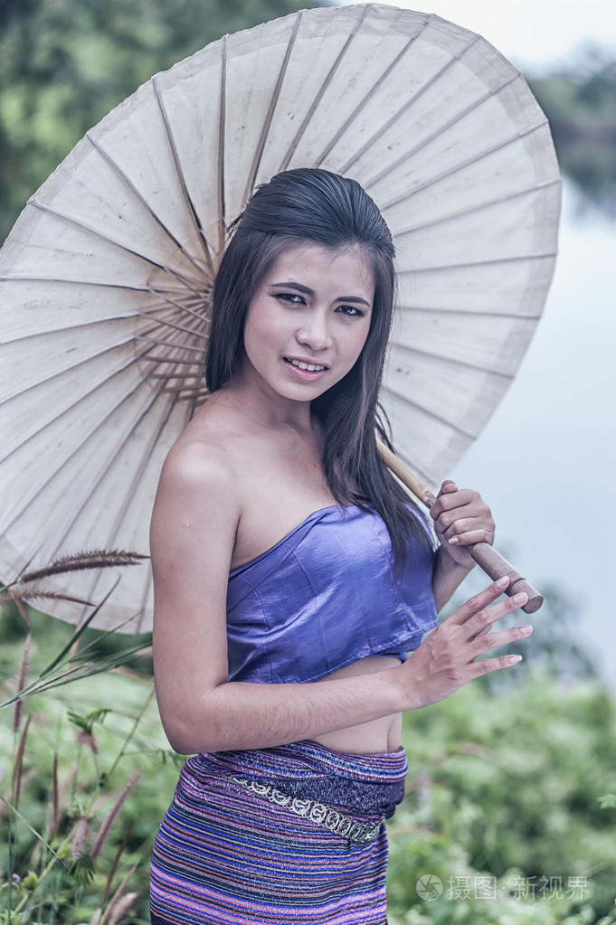 古代妇女的传统服装的泰国