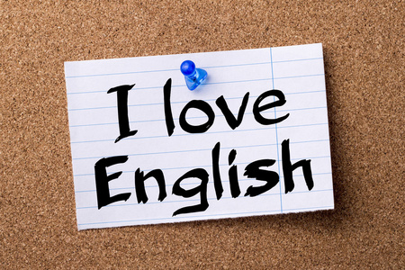 我爱英语-泪流满面张便条纸钉在布告栏上照片