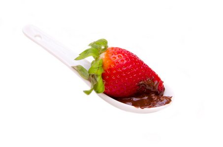 草莓与巧克力茶匙