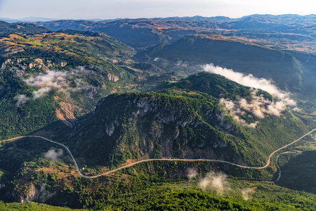 黑山山公路航空