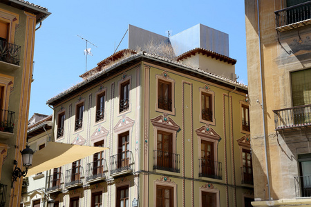 传统的历史建筑，格拉纳达，安达卢西亚西班牙