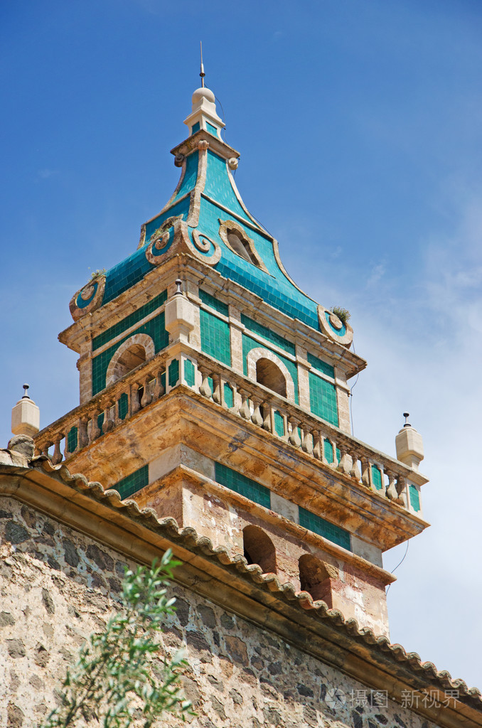 西班牙巴利阿里群岛马洛卡: 瓦尔德莫萨皇家卡苏斯修道院的景色