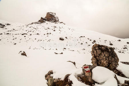 高山雪峰