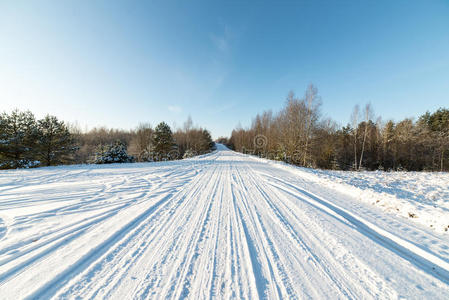 作记号 领域 寒冷的 特写镜头 汽车 雪堆 畏缩 十二月