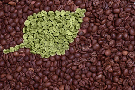 用咖啡豆做的绿叶