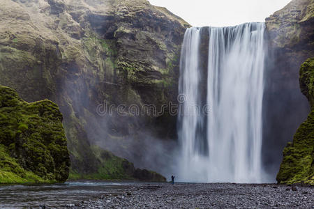 流动 自然 地标 旅行 瀑布 岩石 欧洲 春天 美丽的 冰岛语