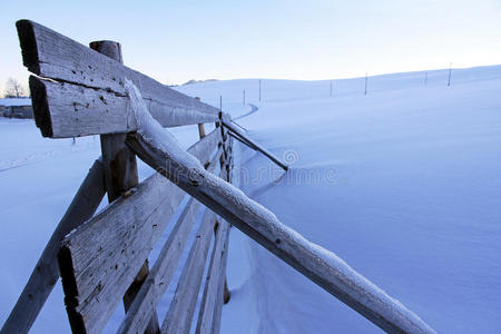 防雪栅栏