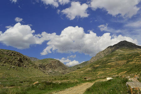 自然 旅行 吉尔吉斯斯坦 风景 岩石 旅游业 扎哈尔 领域