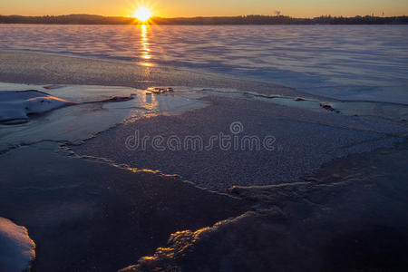 雪花 坦佩雷 冷冰冰的 自然 冰冷的 日落 日出 芬兰 冬天