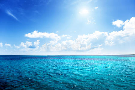 加勒比海和完美的天空