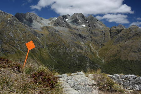 标记 指针 公园 徒步旅行 象牙 天空 阿尔卑斯山 高峰