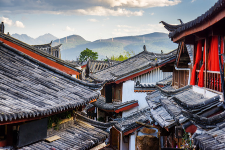 丽江传统瓦屋的风景