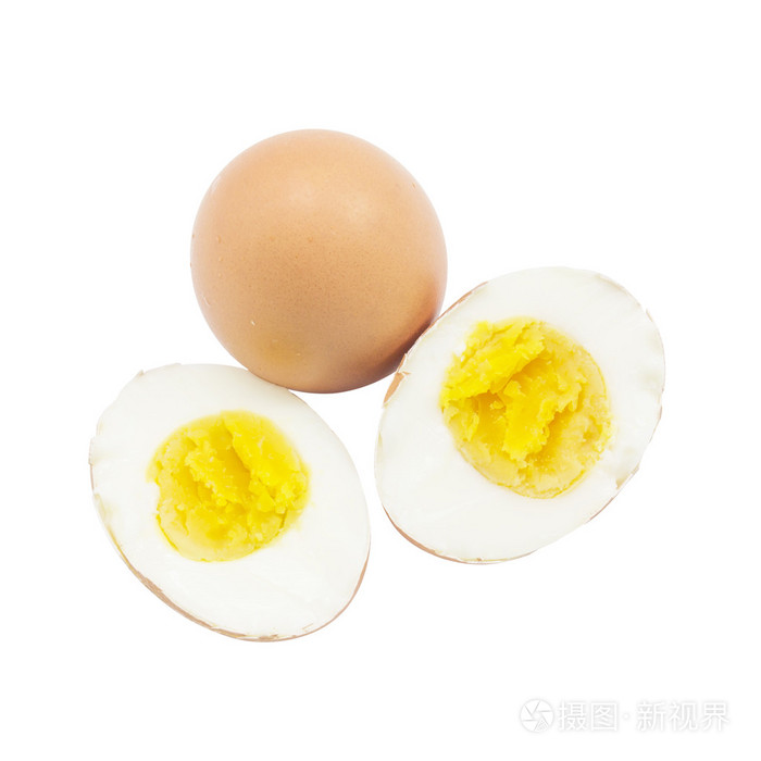 一半用原料切顶视图的煮的鸡蛋