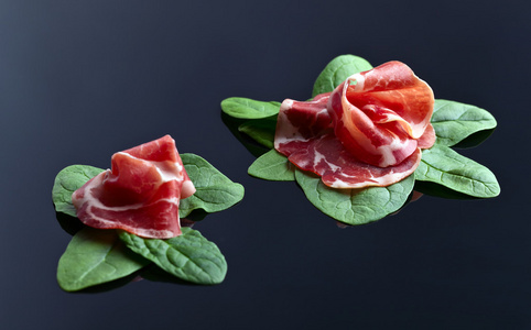 用菠菜 jamon