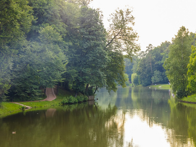 在夏天的莫斯科公园 Tsaritsyno