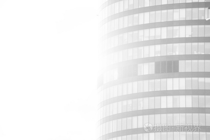 现代玻璃轮廓的白色渐变色的城市的摩天大楼