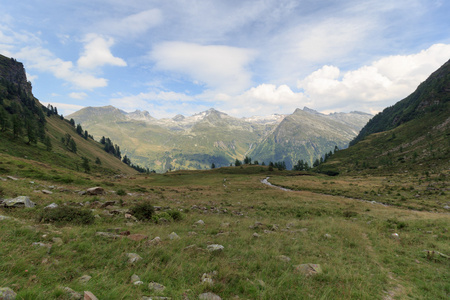 与 Riegelkopf 在奥地利陶恩山阿尔卑斯山全景