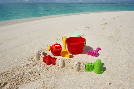 七彩沙滩塑料玩具