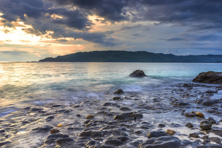 海滩日出背景