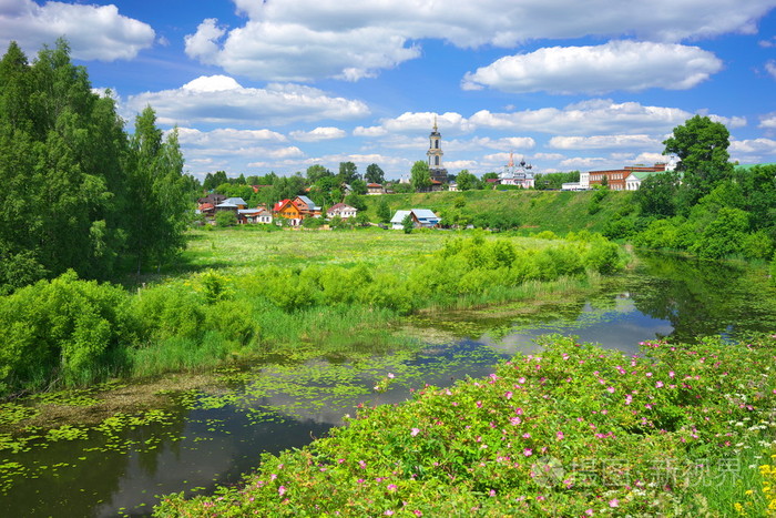 苏兹达尔的夏日风景