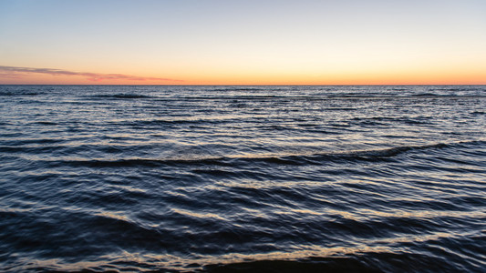 海上日落