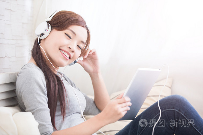 听音乐在数字平板电脑
