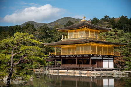 金阁寺在京都，日本