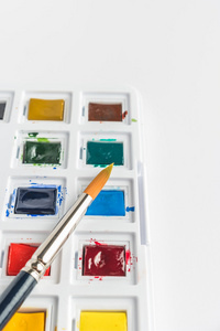 盒水彩颜料，艺术画笔