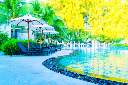 度假村酒店游泳池
