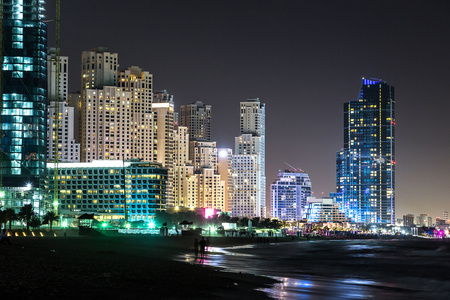 迪拜码头城市夜间景观