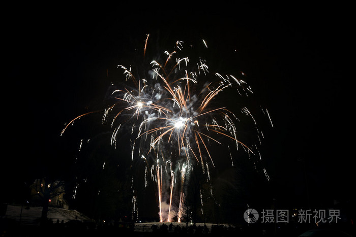 在一年除夕烟花