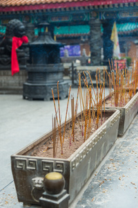 烧炷香放中国壶寺