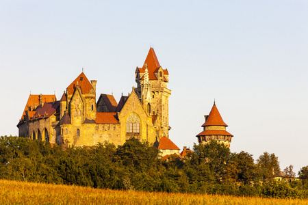 Kreuzenstein 城堡，低奥地利