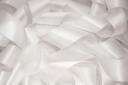 白色的缝纫带状装饰